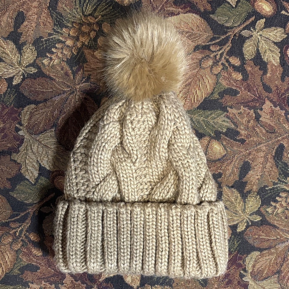 H&M Tan Knit Beanie